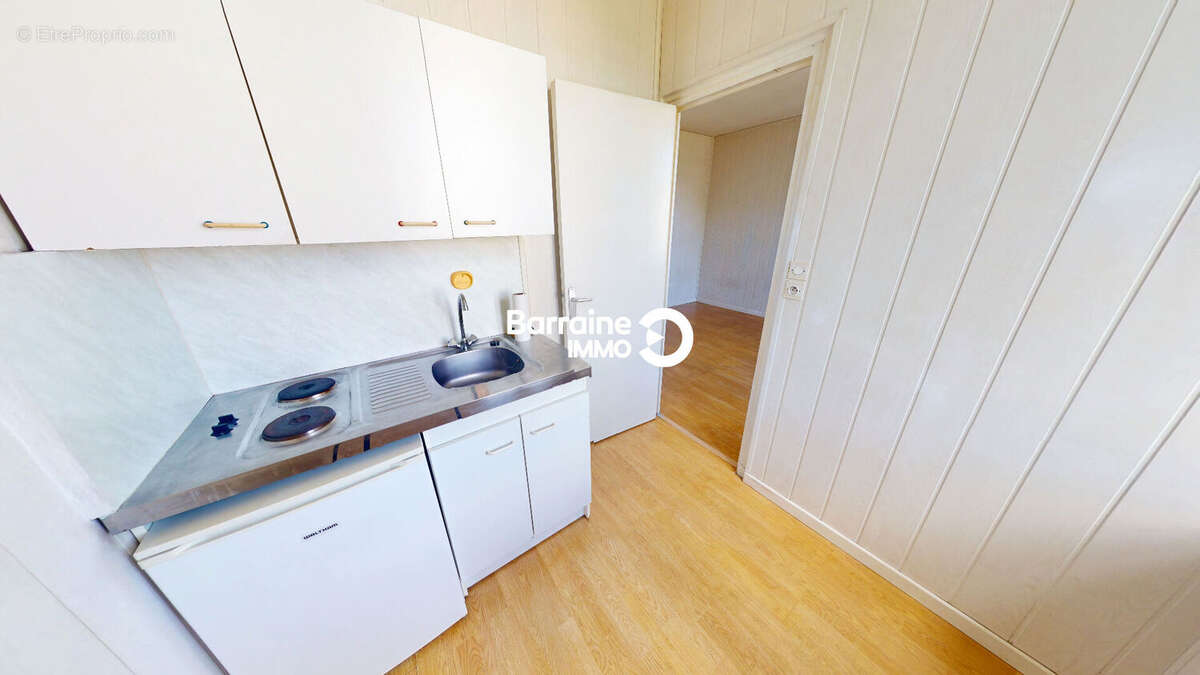 A vendre brest croix rouge ideal investisseur appartement t1 studio 2e etage 1 parking privatif - photo 6