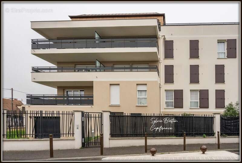 Appartement à LIVRY-GARGAN