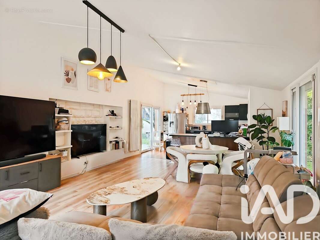 Photo 6 - Maison à BRIE-COMTE-ROBERT