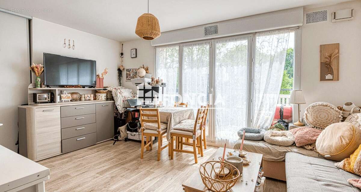 Appartement à SAINT-BRICE-SOUS-FORET