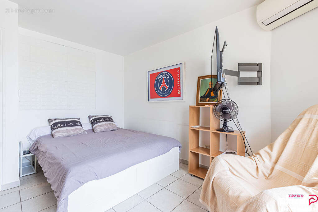 Appartement à CHILLY-MAZARIN