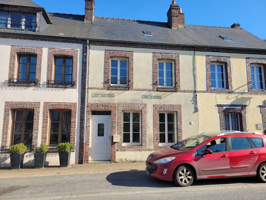 Maison à LONGNY-AU-PERCHE