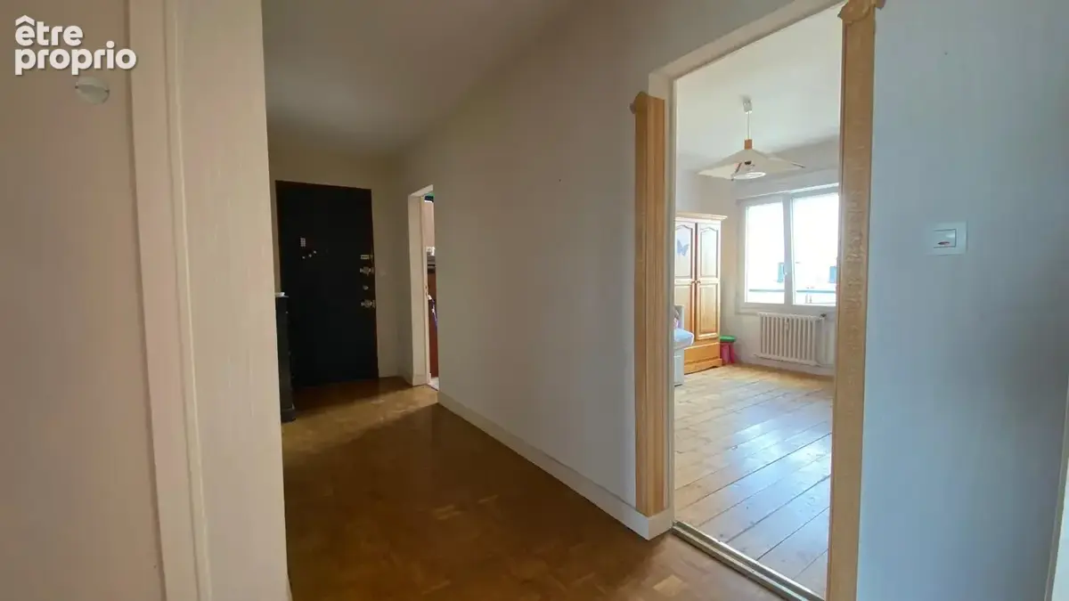 Tours Centre   Appartement T4 avec balcon et vue privilégiée - photo 8