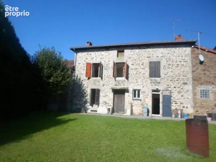 Appartement à BUJALEUF