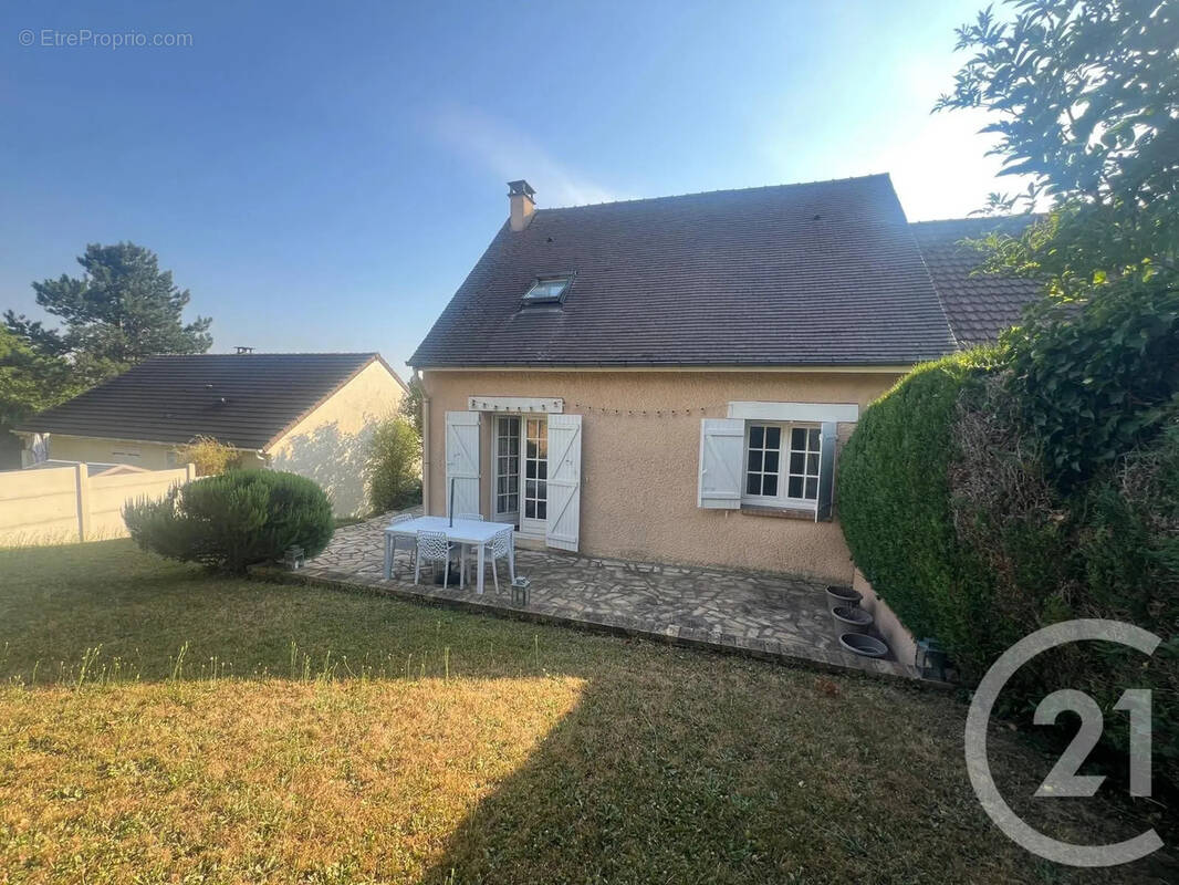 Maison 88 m² à Longperrier  - photo 1