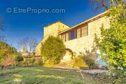 Maison à ROUSSON