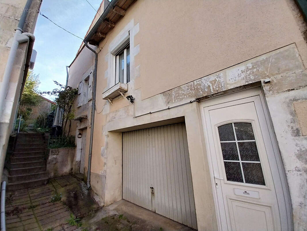 Maison à POITIERS
