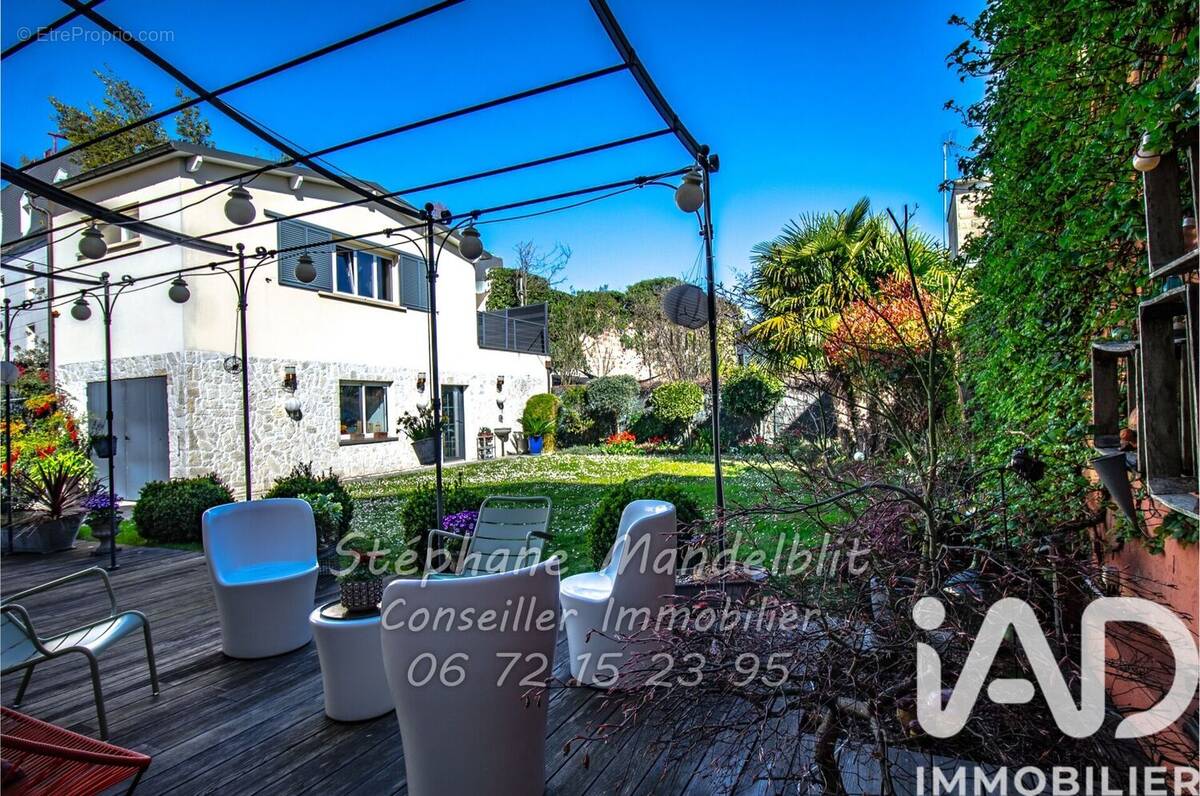 Photo 1 - Maison à SAINT-MAUR-DES-FOSSES