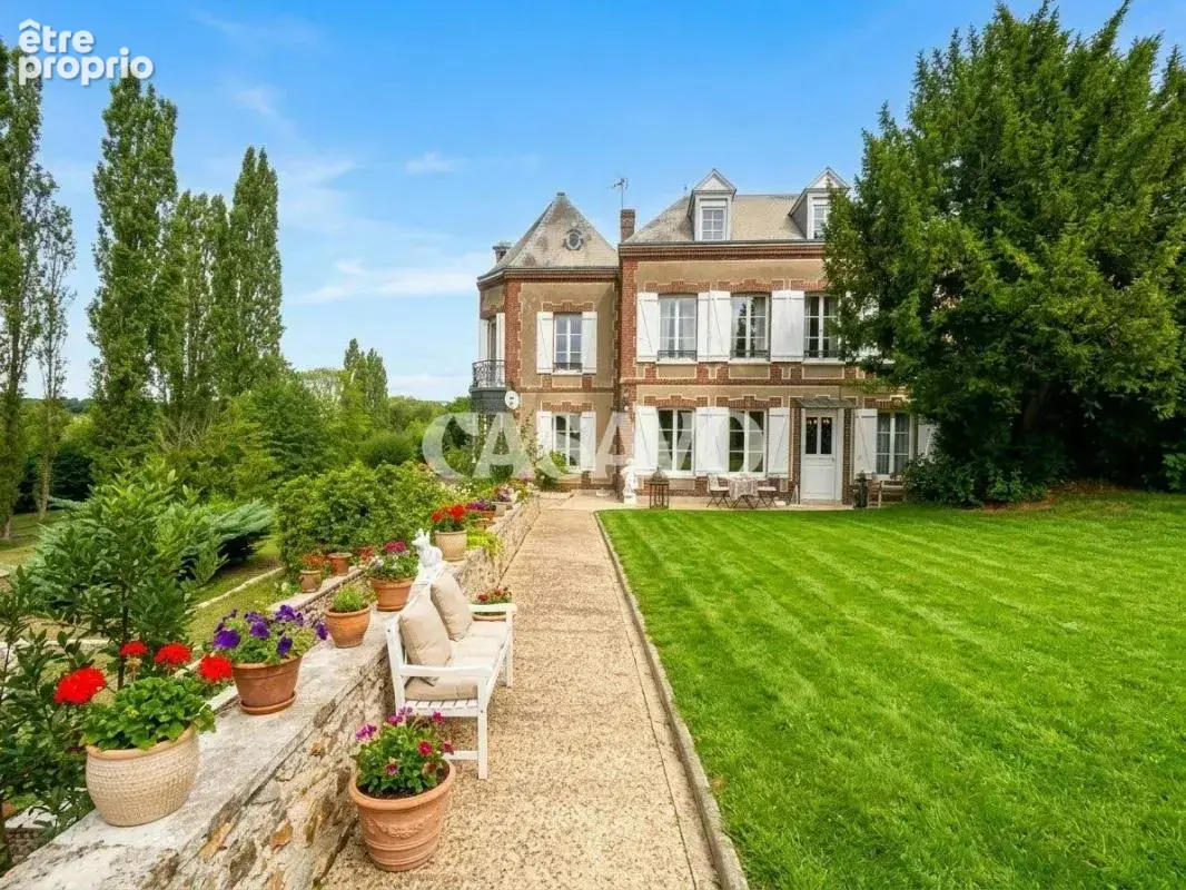 Maison à DAMVILLE
