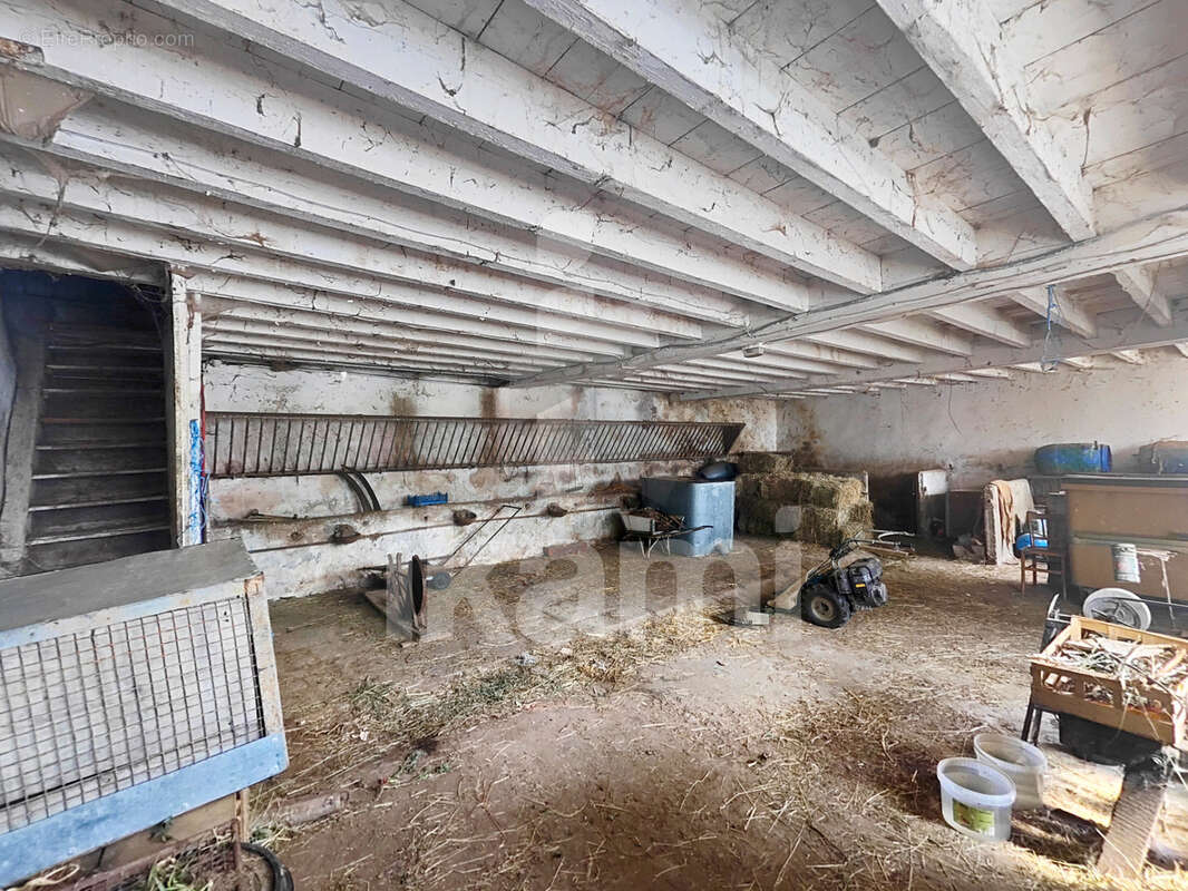 Maison de caractère avec grange - photo 15
