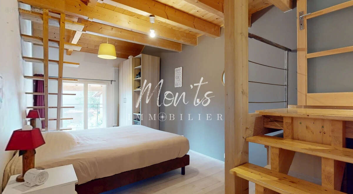 VULBENS   Maison de village de caractère   140 m2 habitables. - photo 8