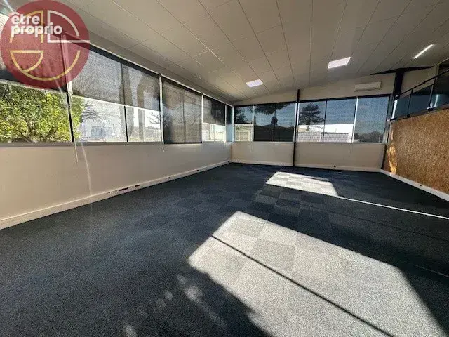 Commerce 697 m² à vendre à Mondouzil (31850) - photo 4