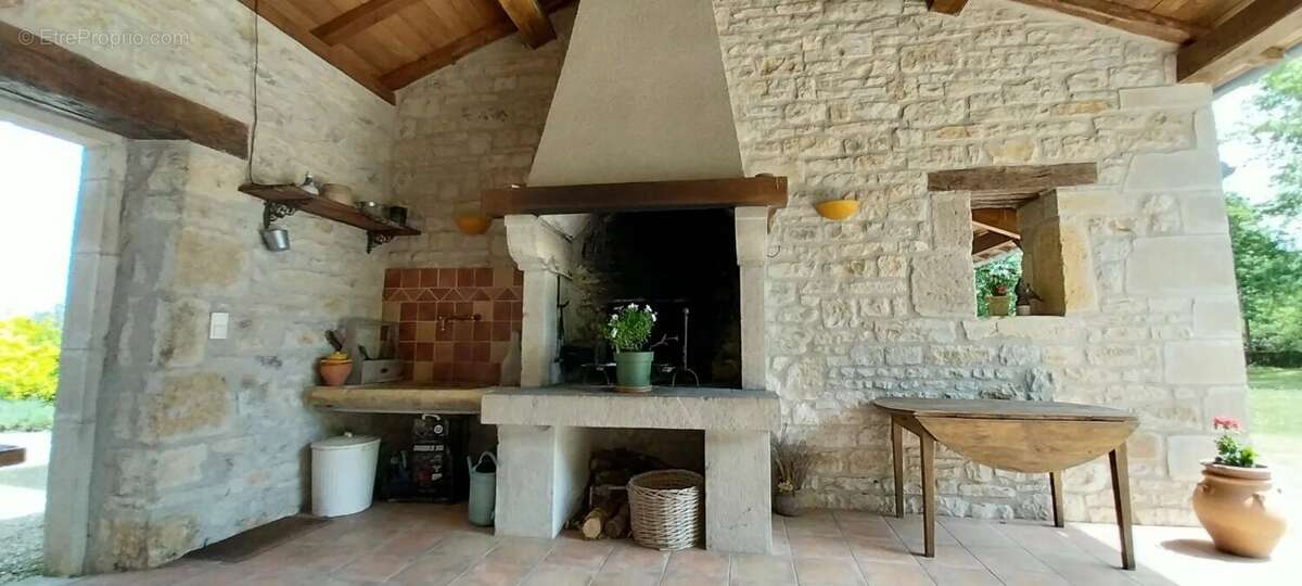 Maison à CAYLUS