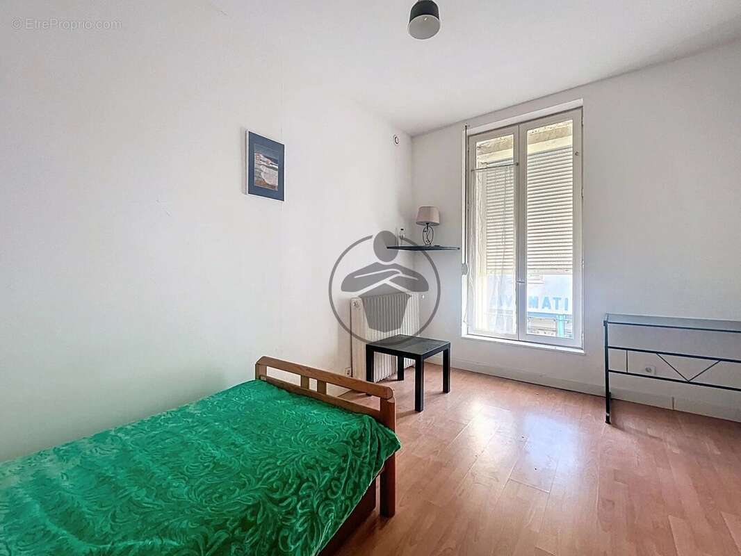 Maison à SAINT-QUENTIN