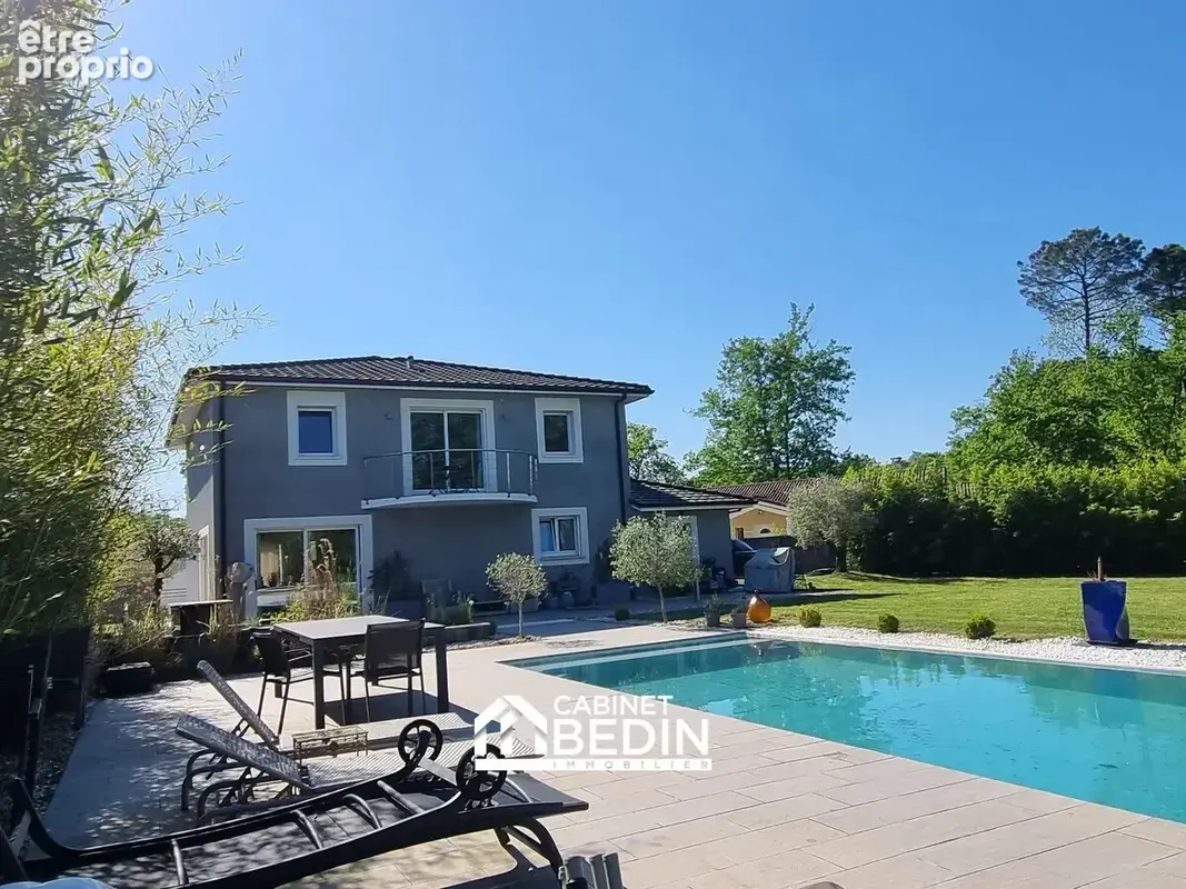 Maison 7 pièces 190 m² à vendre à Saint-Selve (33650) - photo 2