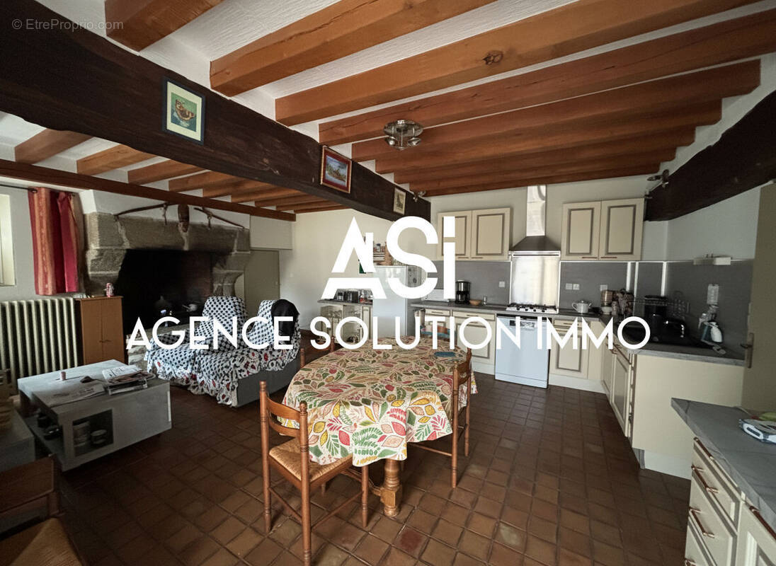 Maison à ARGENTRE