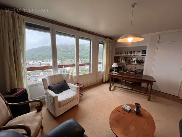 Appartement à ECHIROLLES