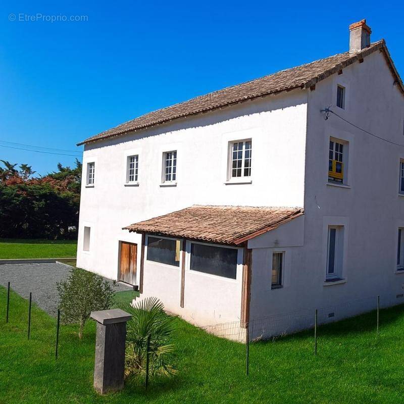 Maison à CHANCELADE