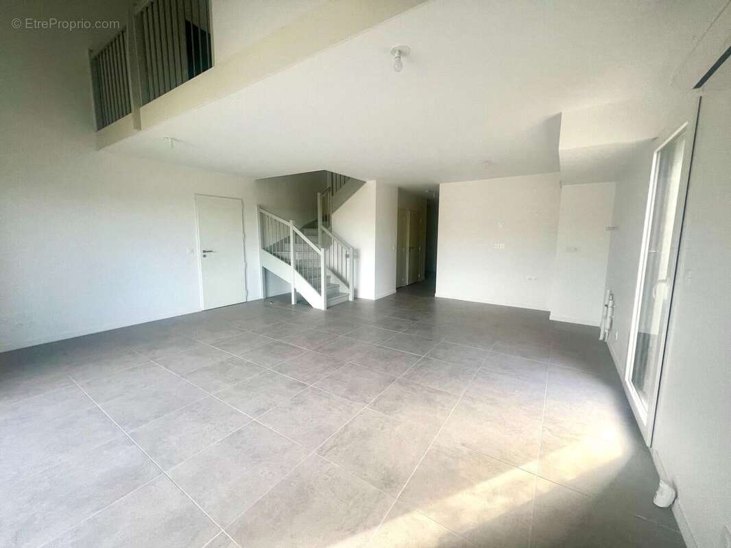 Photo 3 - Maison à ARTIGUES-PRES-BORDEAUX