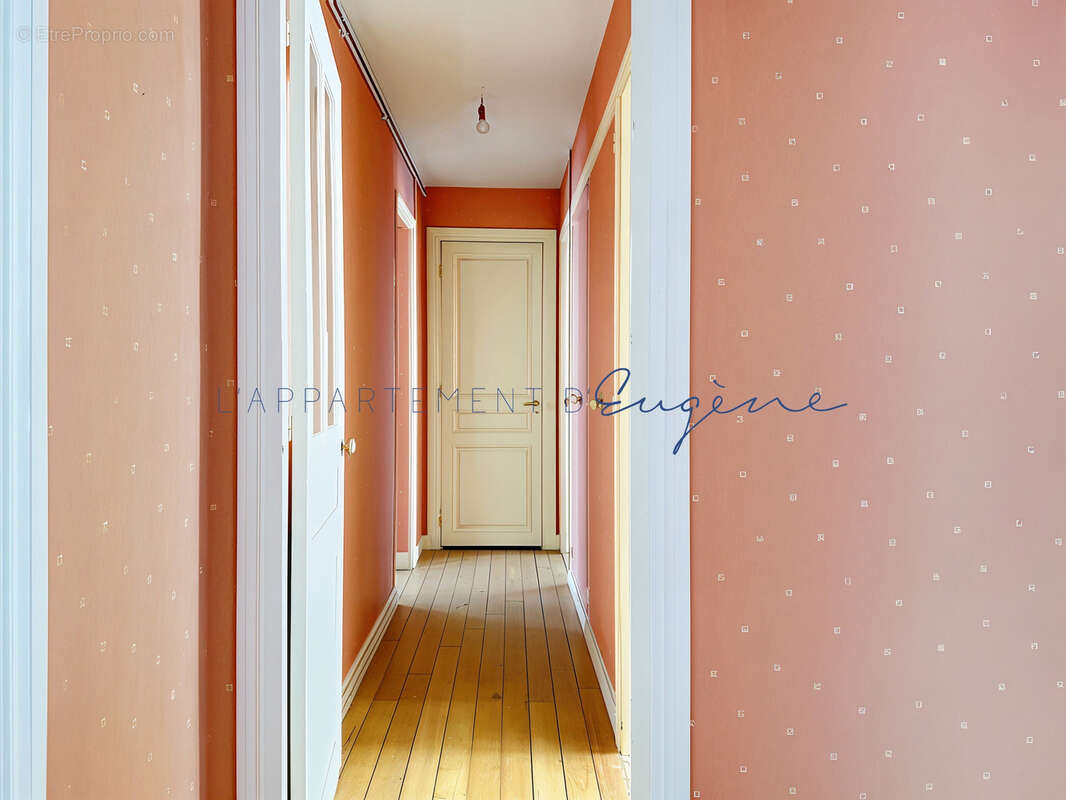 Appartement à PARIS-15E