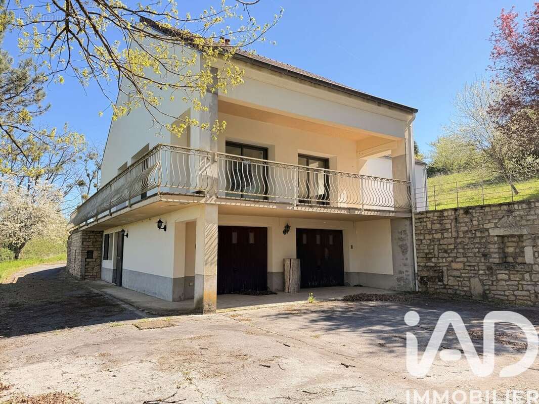 Maison 171 m² à Saint-Remy  - photo 4