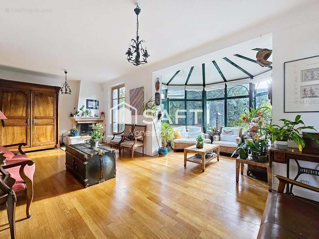 Photo 2 - Maison à BOURG-LA-REINE