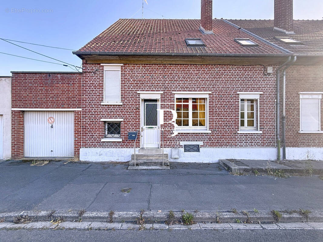 Photo Maison à Cambrai au prix de 110 000€