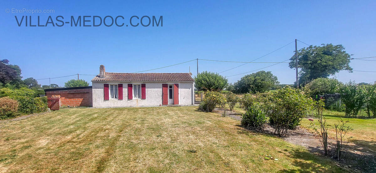 Maison à JAU-DIGNAC-ET-LOIRAC
