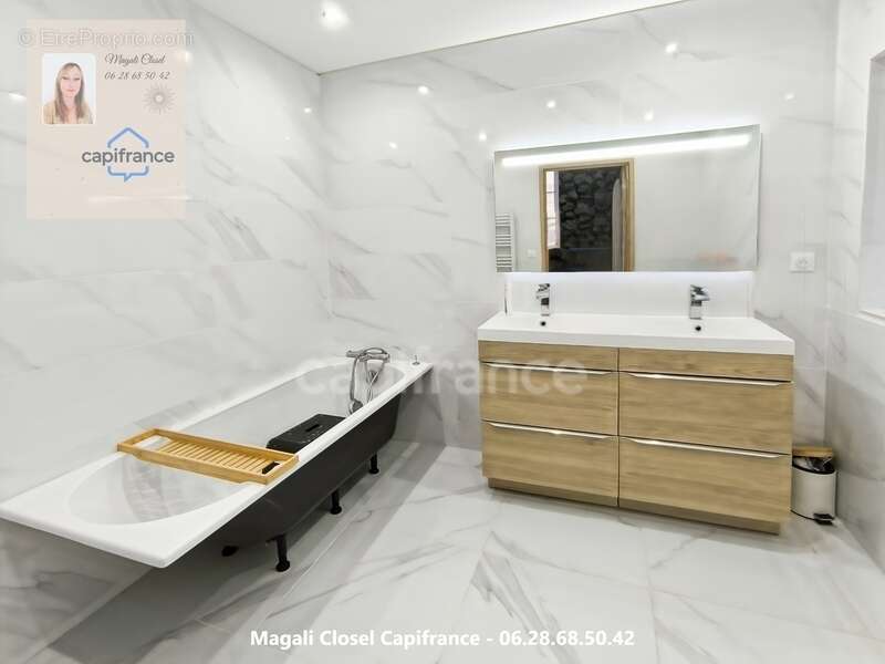 Maison, Ensemble immobilier – Deux habitations – Centre village 217 m2 - photo 6
