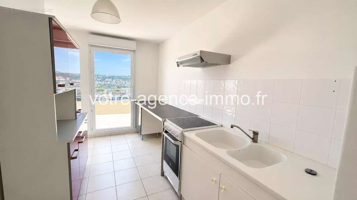Nice- Corniche Fleurie-2 pièces- terrasse- garage- piscine - photo 4