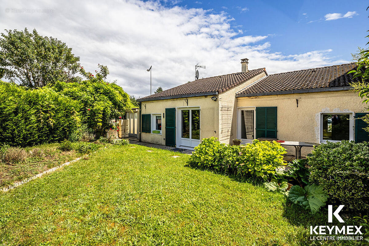 Maison à PERSAN