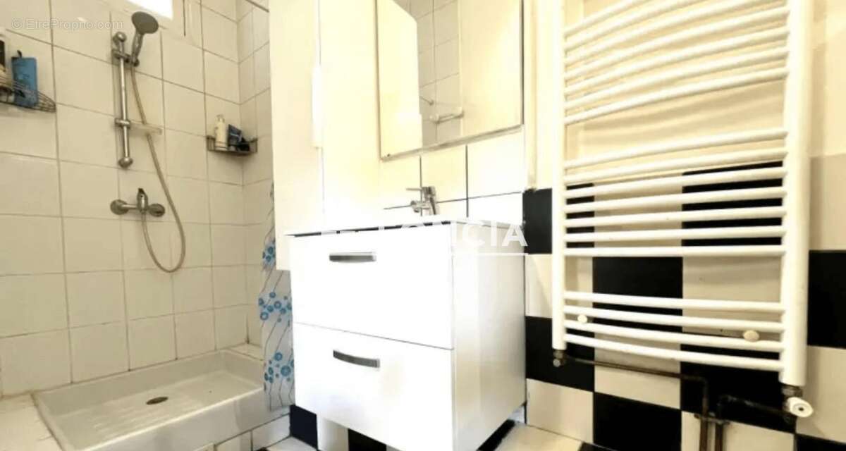 Maison à IVRY-SUR-SEINE