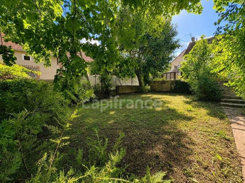 Maison à vendre 4 pièces LAROCHE SAINT CYDROINE (89) - photo 5
