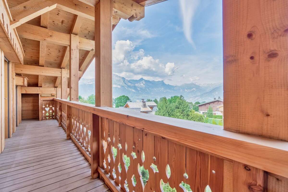 Maison 188 m² à Combloux  - photo 6