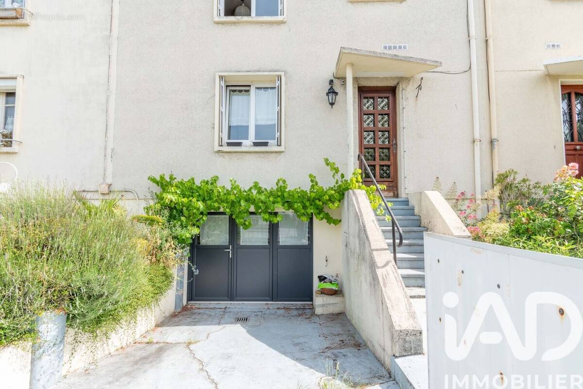 Photo 1 - Maison à MANTES-LA-JOLIE