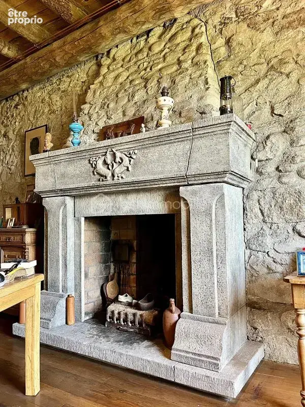 Appartement exceptionnel de 148 m² dans château médiéval du XIIème siècle - photo 3