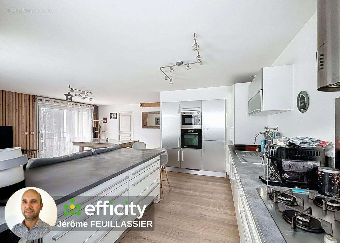 Appartement à CLUSES