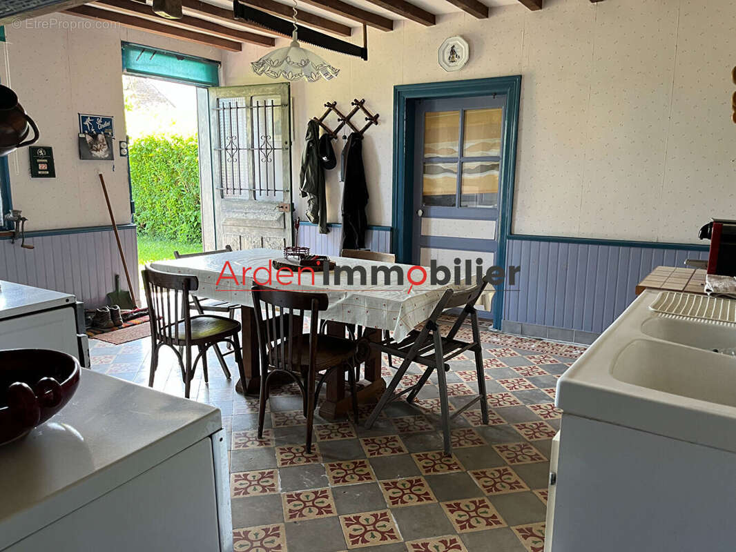 Maison à CHAUMONT-PORCIEN