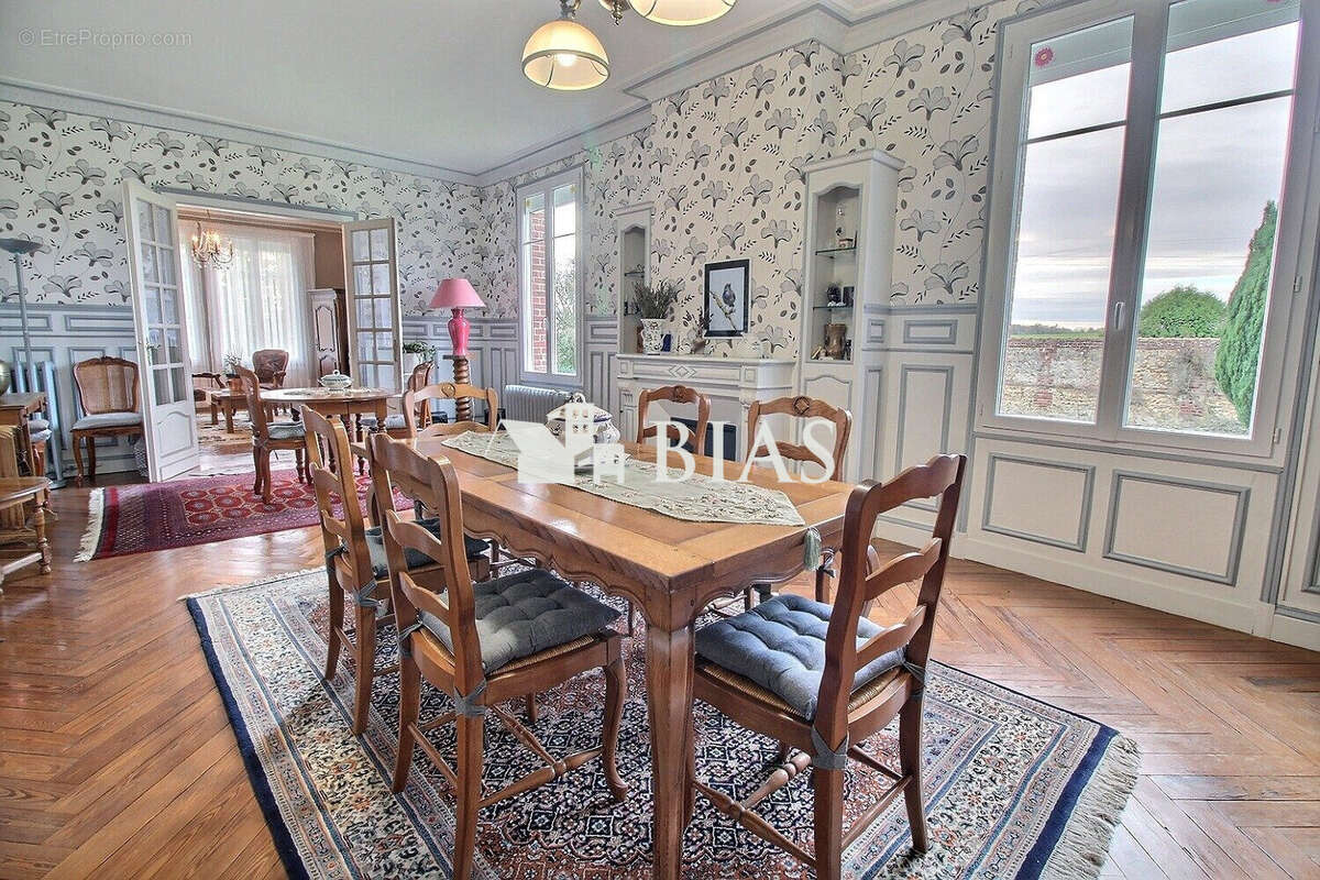 Maison à SAINT-GEORGES-DU-VIEVRE