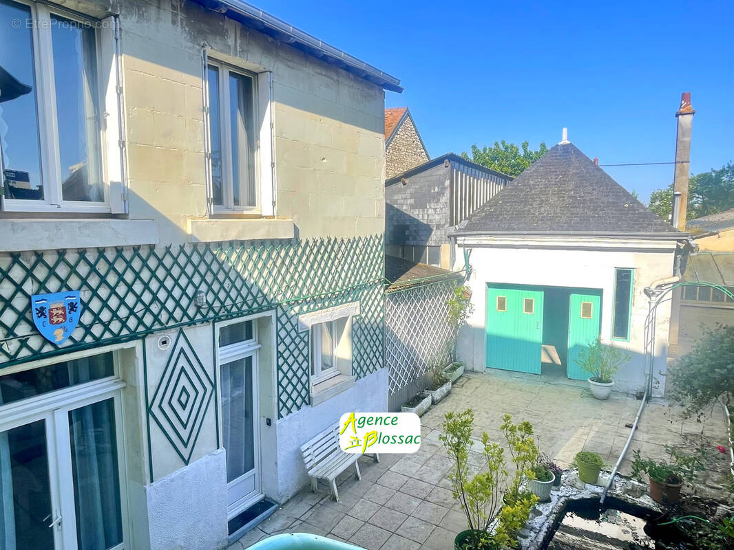 Maison à CHATELLERAULT