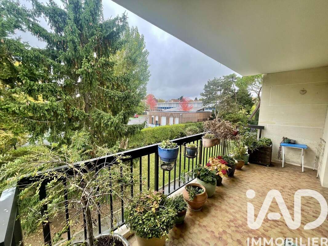 Photo 2 - Appartement à BOURG-LA-REINE