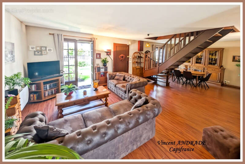 Maison à CHEPTAINVILLE