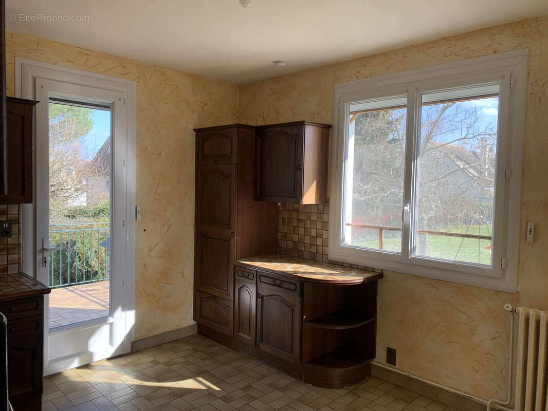 Maison à CHATELLERAULT