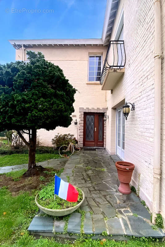 Maison à MONS-EN-BAROEUL