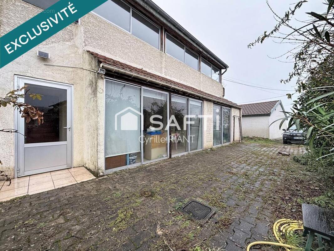 Photo 1 - Appartement à BEAUCROISSANT