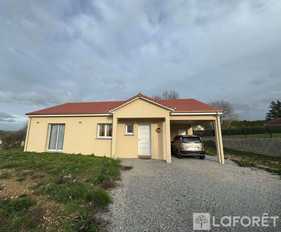 Maison à AUBE