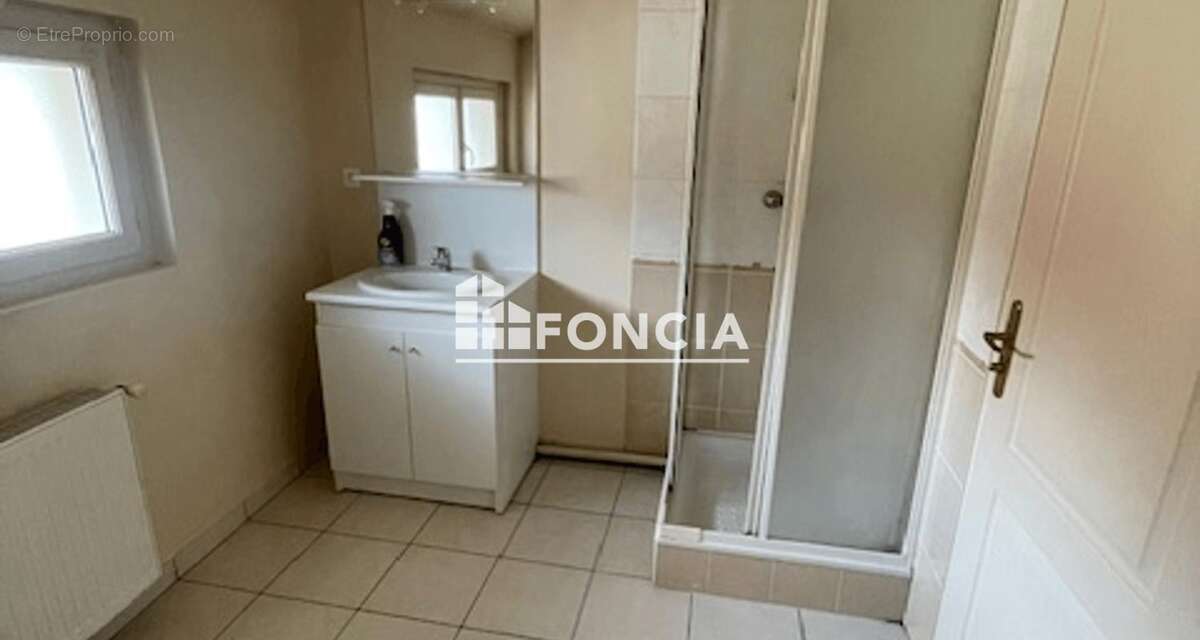 Appartement à ETRECHY