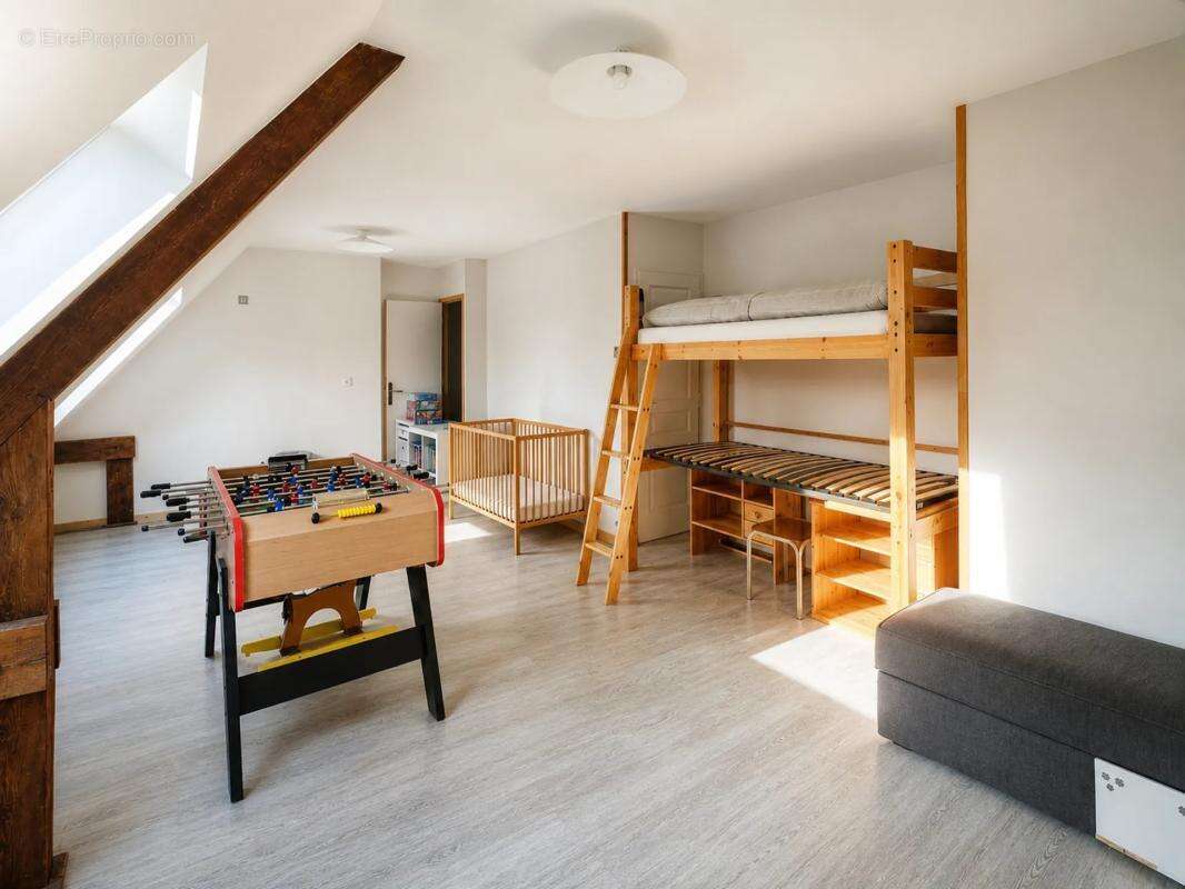 Maison 10 pièces 260 m2 - L'Hermitage - photo 8