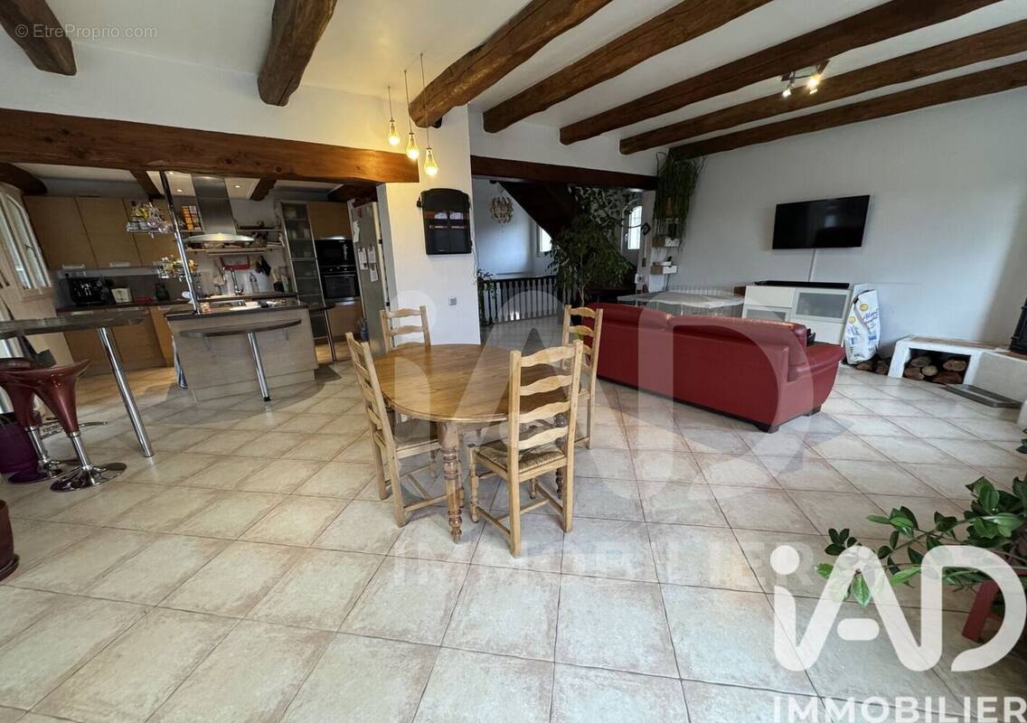 Photo 1 - Maison à SAINT-MARTIN-DE-VALGALGUES