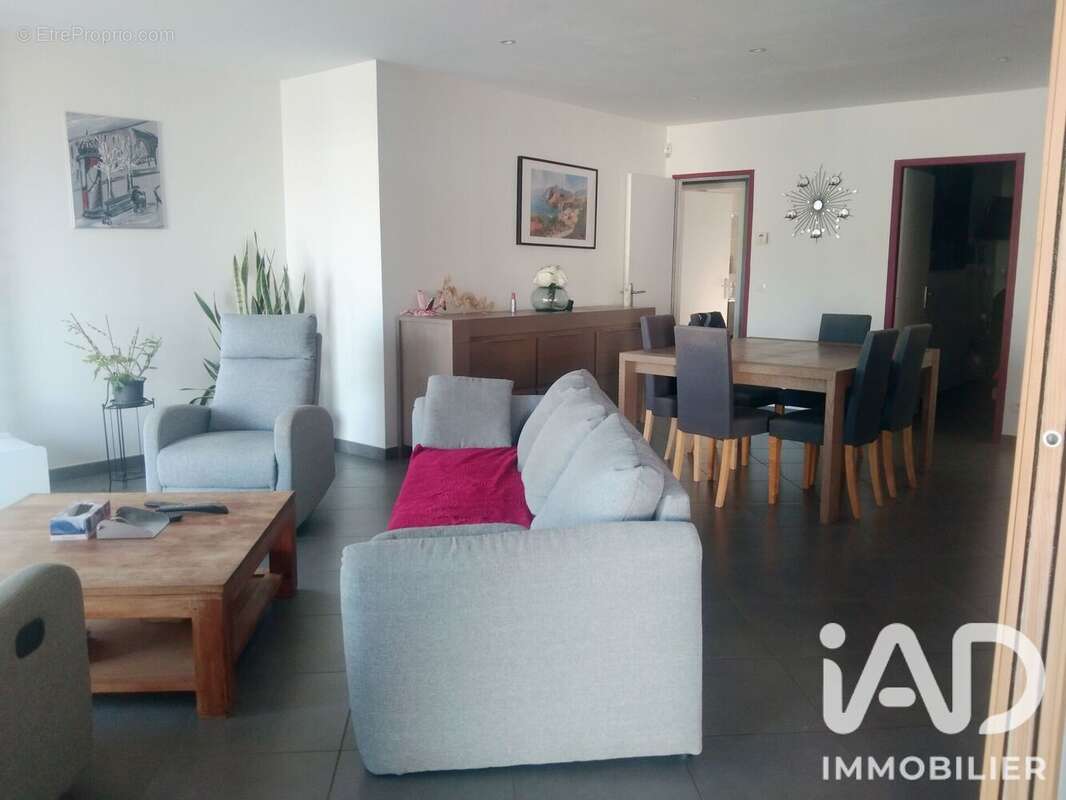 Maison 124 m² à Toulenne  - photo 7